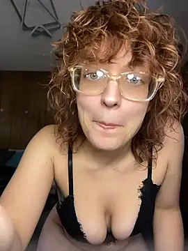 Snapshot of grassXass420 chatting on 05.28.26 grassXass420 online show from 05.28.26