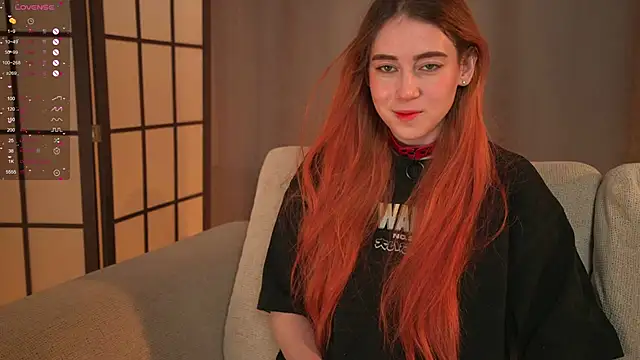Snapshot of Erza_aa chatting on 05.28.26 Erza aa online show from 05.28.26