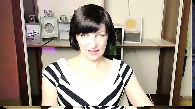 Snapshot of _AngeliaFlow_ chatting on 07.04.26 AngeliaFlow online show from 07.04.26