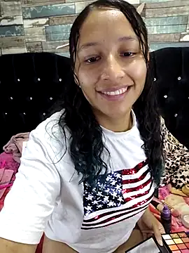 Snapshot of isabella_beauty_01 chatting on 03.02.25 isabella beauty 01 online show from 03.02.25