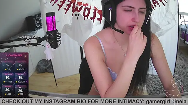 Gamergirl-Linela online show from 10.27.25