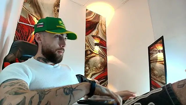 Luke davis01 online show from 03.20.26