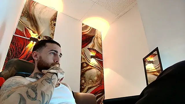 Luke davis01 online show from 04.13.26