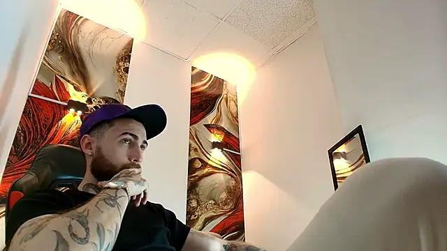 Luke davis01 online show from 04.23.26