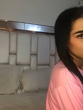 Snapshot of AngellsCollings chatting on 02.10.25 AngellsCollings online show from 02.10.25