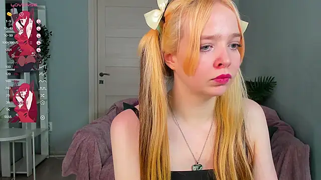 Snapshot of Bellla_Murrr chatting on 02.08.25 Bellla Murrr online show from 02.08.25