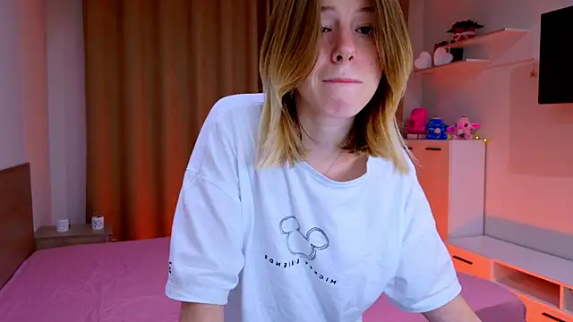 Bella amory online show from 11.17.25