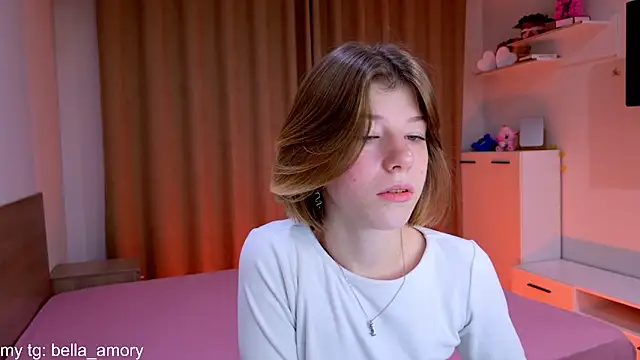 Bella amory online show from 12.04.25