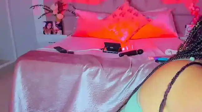 KourtneyEvans online show from 02.08.25