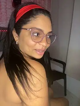 Snapshot of Tana_latin chatting on 02.17.25 Tana latin online show from 02.17.25