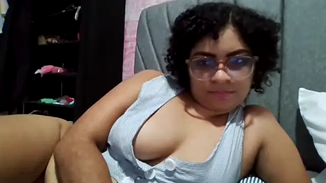 Snapshot of Tana_latin chatting on 10.23.25 Tana latin online show from 10.23.25