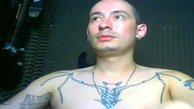 vampireathome online show from 03.14.25