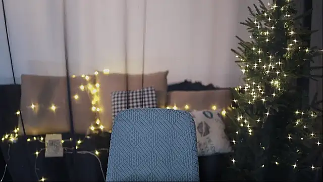 Moonccoi online show from 02.05.26