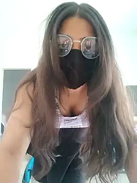 shnaz 1 online show from 04.22.26