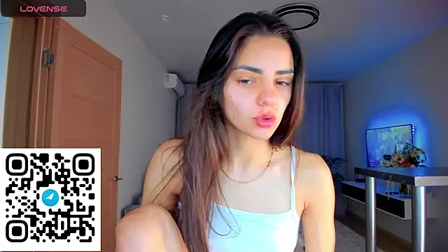 EmiliaZen online show from 10.27.25