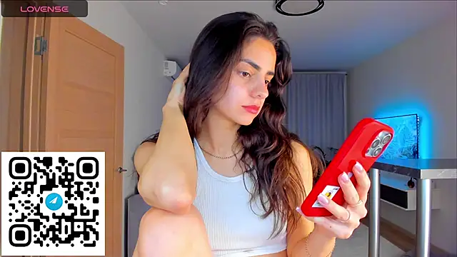 EmiliaZen online show from 11.11.25