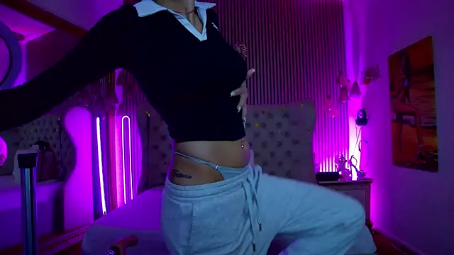 Snapshot of PlayfulShow chatting on 03.08.26 PlayfulShow online show from 03.08.26