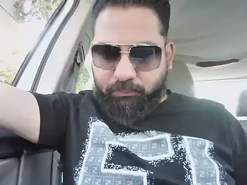 Snapshot of Armand66_ chatting on 09.24.25 Armand66  online show from 09.24.25