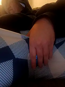 NoLubricantNeeded online show from 10.22.25