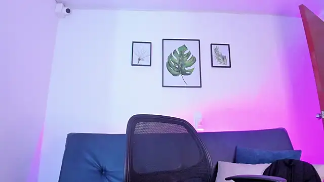 Tatianaaxh online show from 03.04.25