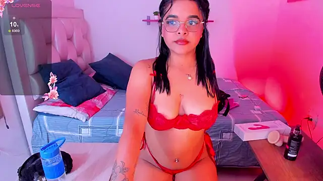 Tatianaaxh online show from 09.13.25