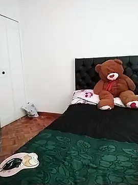 PenelopeMist online show from 02.19.25