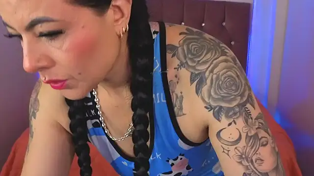 lizha milf online show from 12.22.25