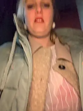 Snapshot of Sexybiene969 chatting on 01.10.26 Sexybiene969 online show from 01.10.26