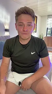 Angel Montiell online show from 10.30.25