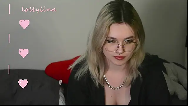 Snapshot of lollylina chatting on 03.01.25 lollylina online show from 03.01.25