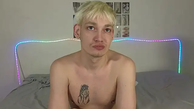 Julian wins online show from 03.22.26