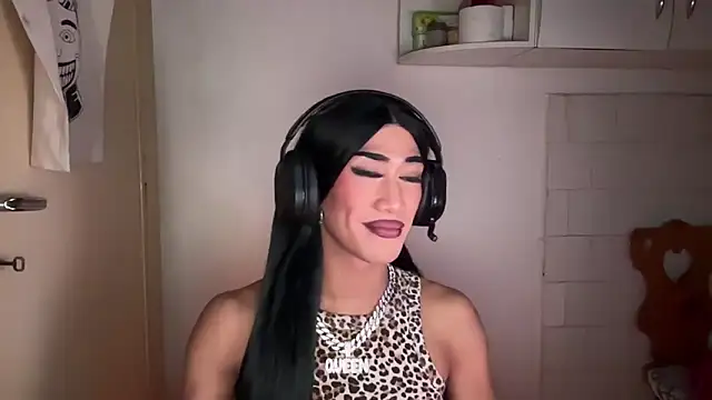 Ladyosa99 online show from 02.06.25