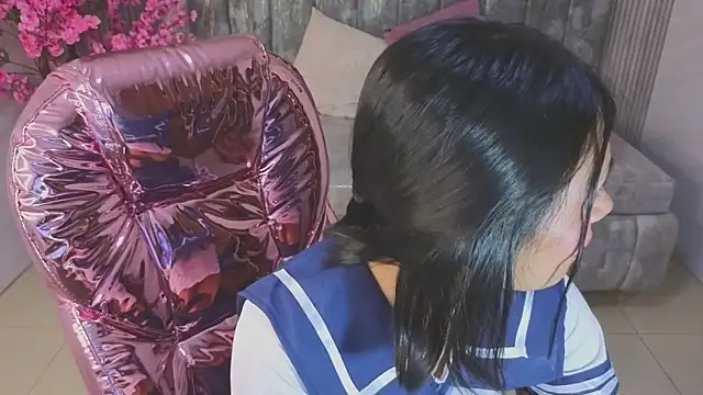 Snapshot of salome_stockman_s chatting on 11.18.25 salome stockman s online show from 11.18.25