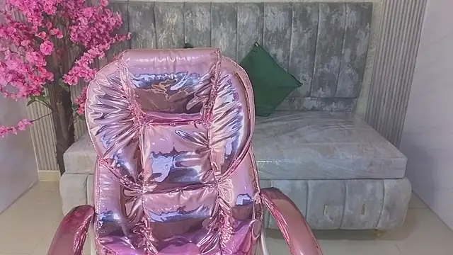 Snapshot of salome_stockman_s chatting on 01.10.26 salome stockman s online show from 01.10.26