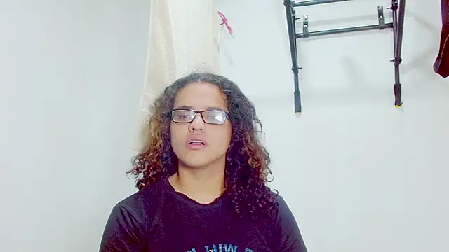 Snapshot of Diane_blossom chatting on 03.11.25 Diane blossom online show from 03.11.25