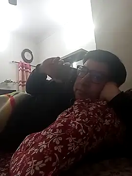 innocentboy1987 online show from 02.27.25