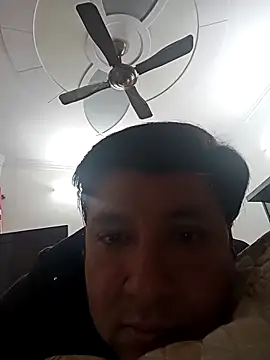 innocentboy1987 online show from 03.10.25