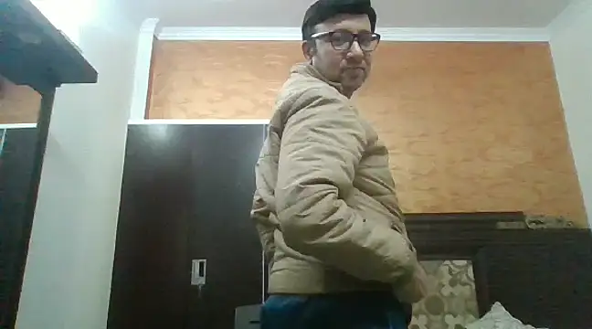 innocentboy1987 online show from 03.11.25