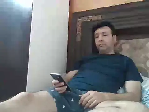 Snapshot of innocentboy1987 chatting on 05.22.26 innocentboy1987 online show from 05.22.26