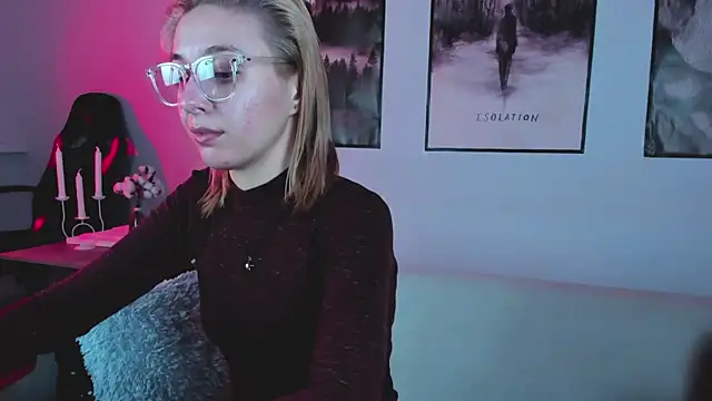 PhilippaAdamas online show from 02.13.25