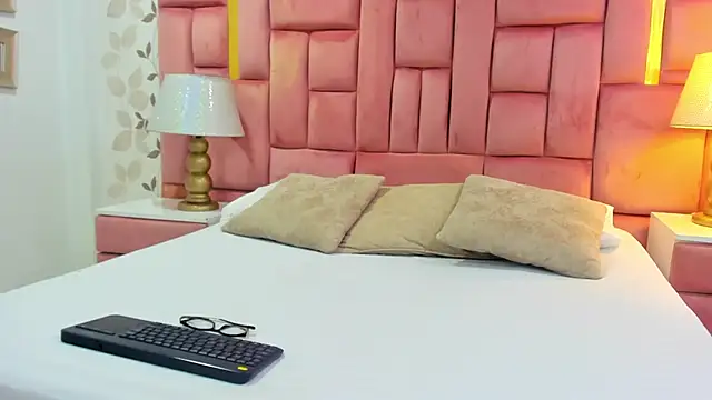 ArianaFranco online show from 04.04.26