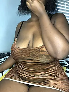 Snapshot of Montana-12 chatting on 03.18.25 Montana-12 online show from 03.18.25