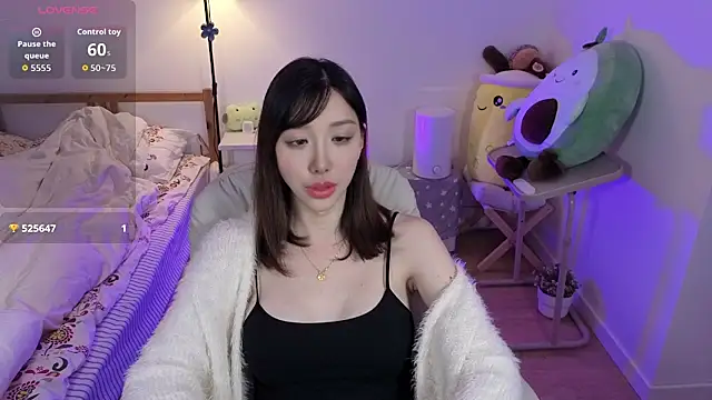 joycemilka online show from 12.03.25