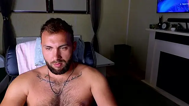 Snapshot of JamieNoxus chatting on 06.17.26 JamieNoxus online show from 06.17.26