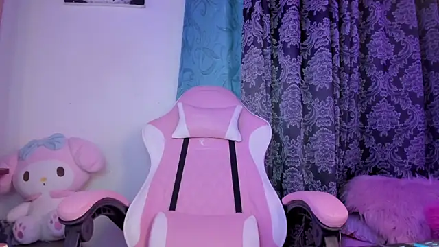 mikusitq  online show from 03.02.25