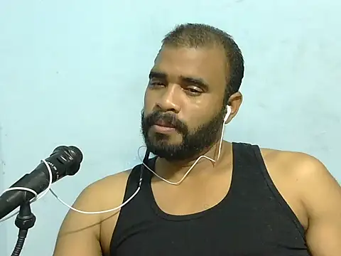 Snapshot of YOX22 chatting on 02.07.26 YOX22 online show from 02.07.26