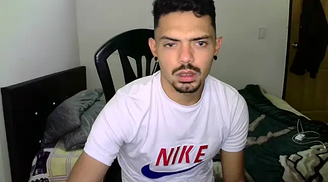 Snapshot of chocolatino16 chatting on 02.07.25 chocolatino16 online show from 02.07.25