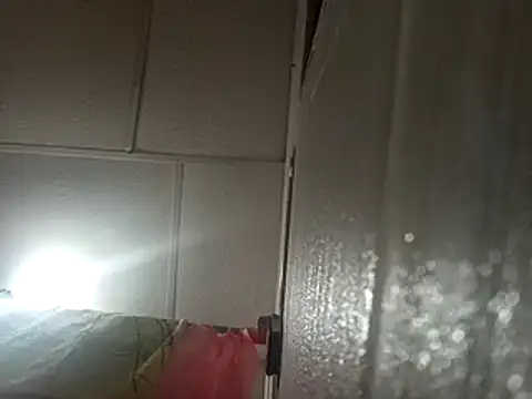 Snapshot of kimbadazz chatting on 03.18.25 kimbadazz online show from 03.18.25