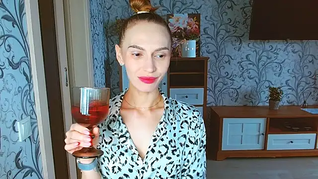 Lady Sunshine  online show from 09.13.25