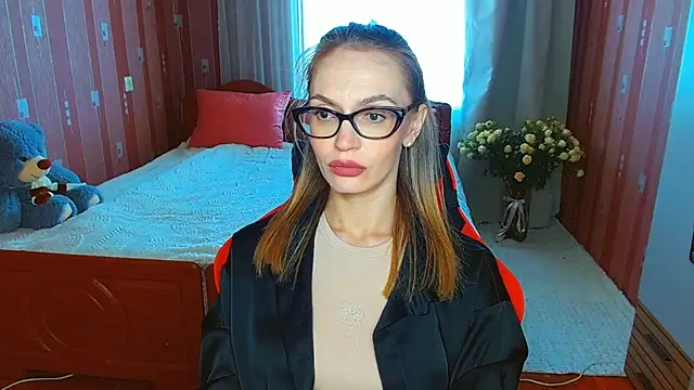 Snapshot of Lady_Sunshine_ chatting on 06.18.26 Lady Sunshine online show from 06.18.26